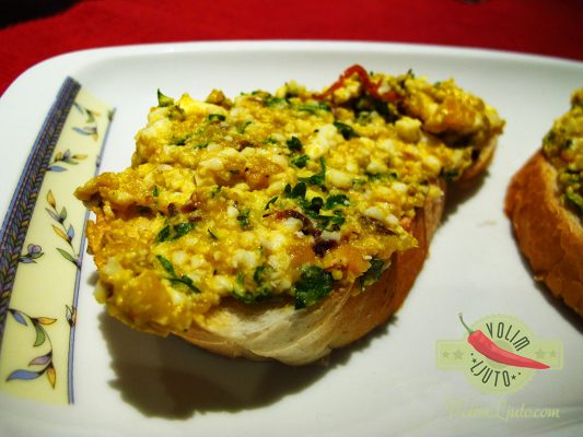 Uskršnja salata od jaja, komorača i čilija 2 Uskršnja salata od jaja, komorača i čilija 2